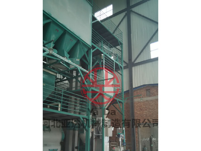 內(nèi)蒙呼和浩特SZLH350牛羊飼料加工機(jī)組